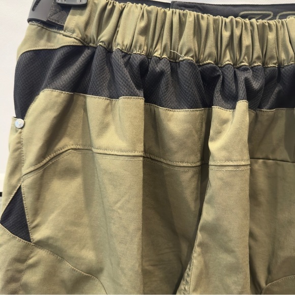 Zoic Ether 9 MTB Shorts M Malachite Green - Picture 9 of 14